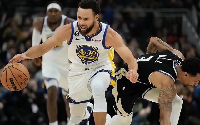 Ning连续二十场比赛得分超过逆转，雄鹿挑战极限！